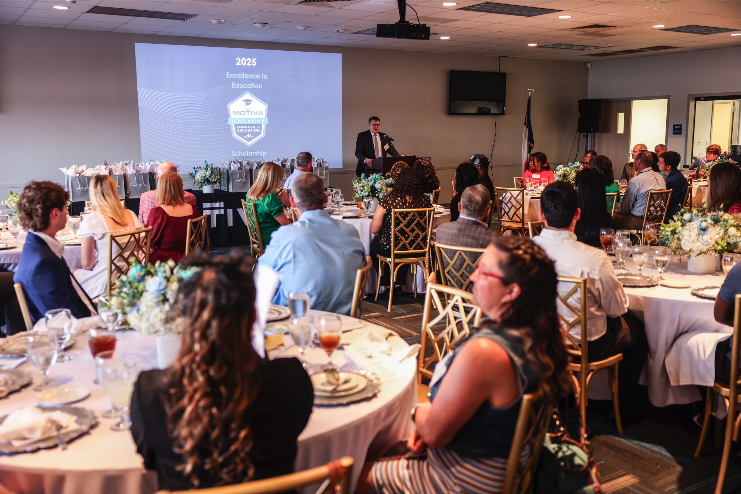Jeffrey Rinker Motiva Recognizes 42 Southeast Texas Students with $250,000 in Scholarships